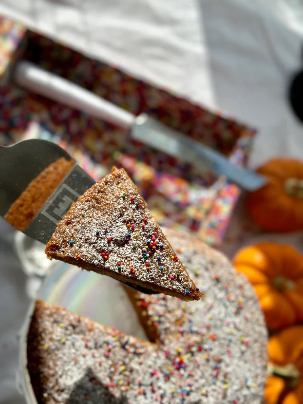 Cake Server + My Olive Oil Cake - Pumpkin